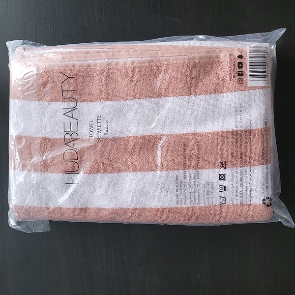HUDA BEAUTY Other - HUDA Beauty Beach Towel Tan & White
